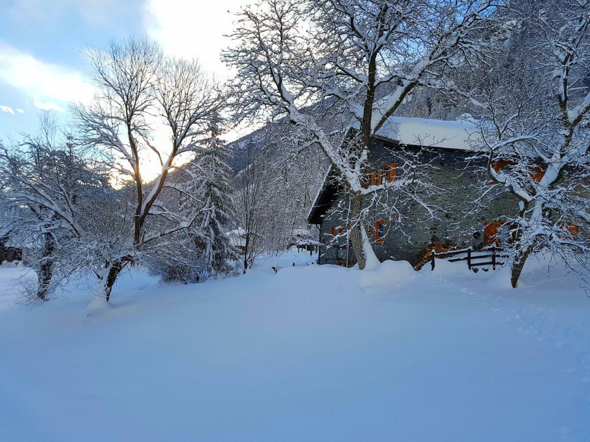 Bed and Breakfast Grange Epiney Bed E Breakfast Ла-Саль Экстерьер фото