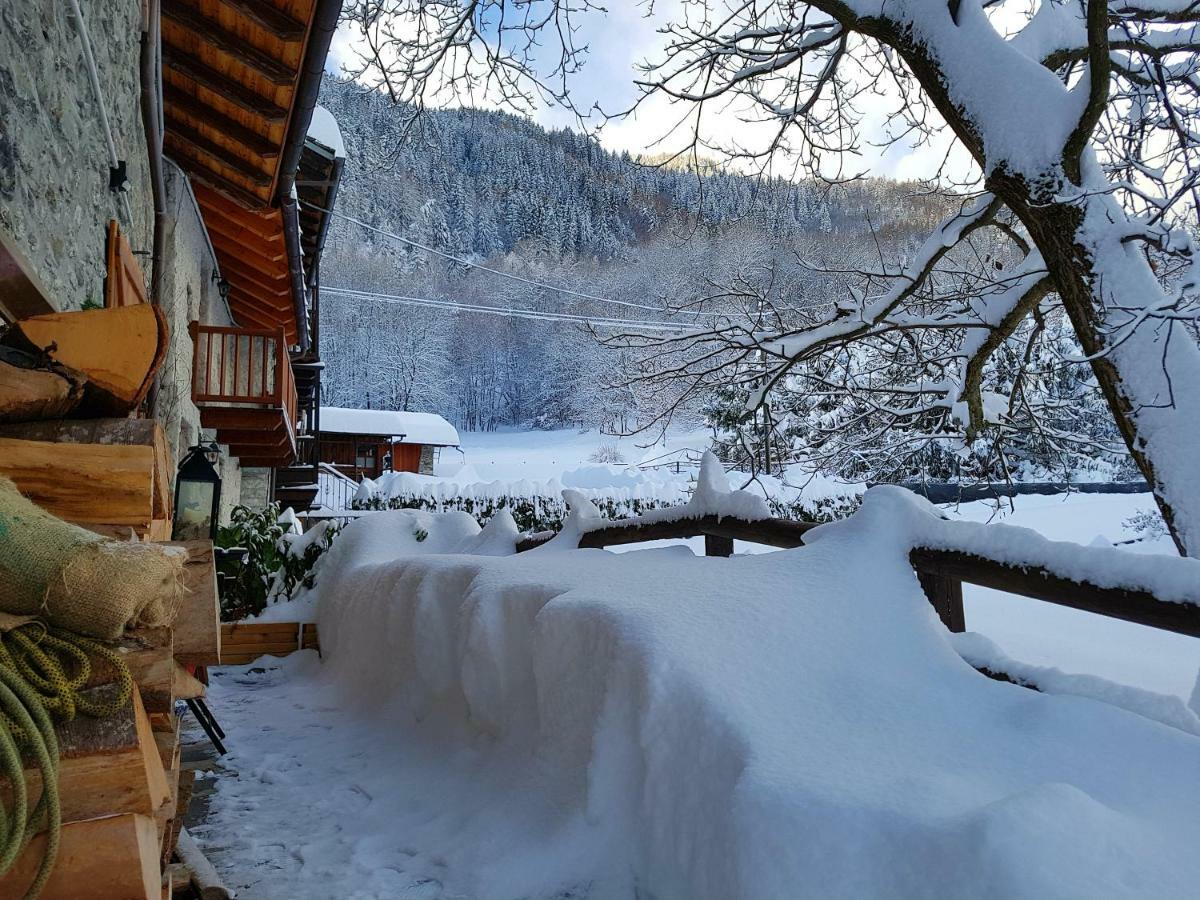 Bed and Breakfast Grange Epiney Bed E Breakfast Ла-Саль Экстерьер фото