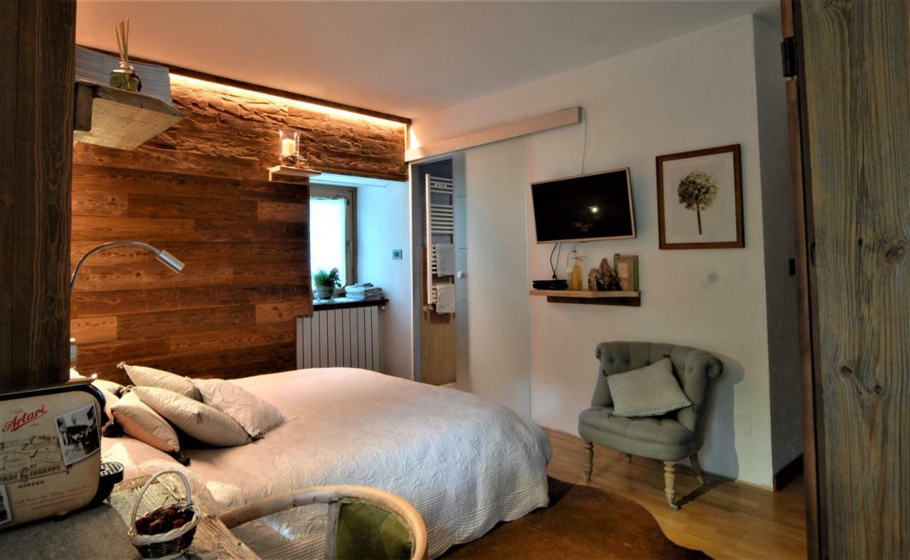 Bed and Breakfast Grange Epiney Bed E Breakfast Ла-Саль Экстерьер фото