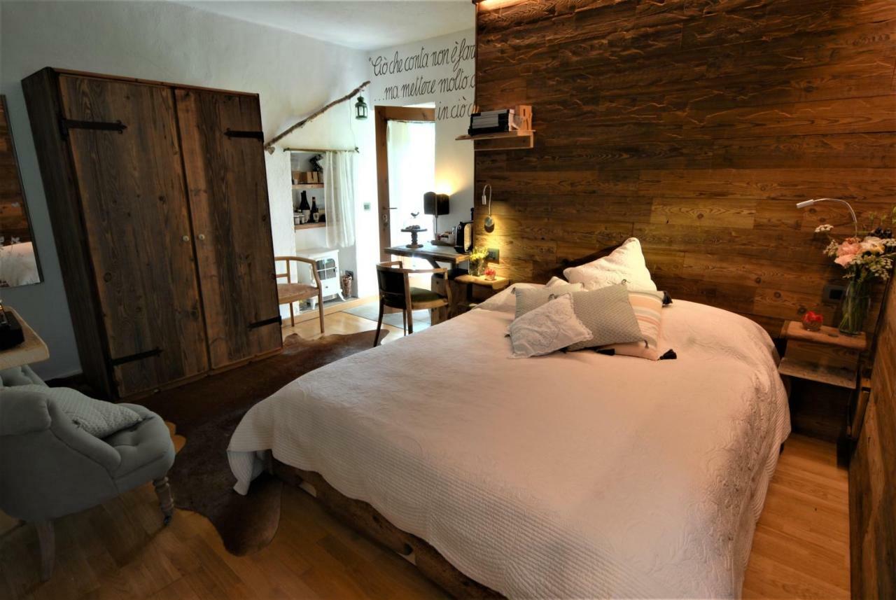 Bed and Breakfast Grange Epiney Bed E Breakfast Ла-Саль Экстерьер фото